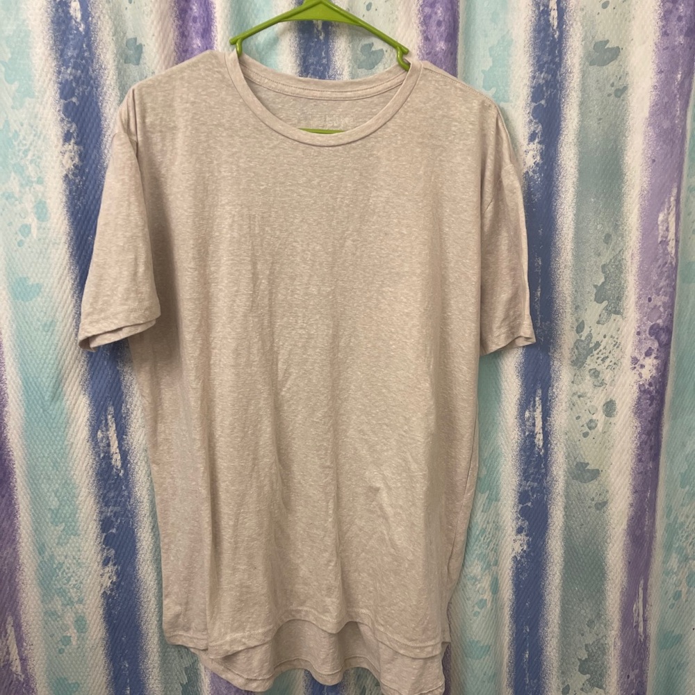 LulaRoe short sleeve cream tee